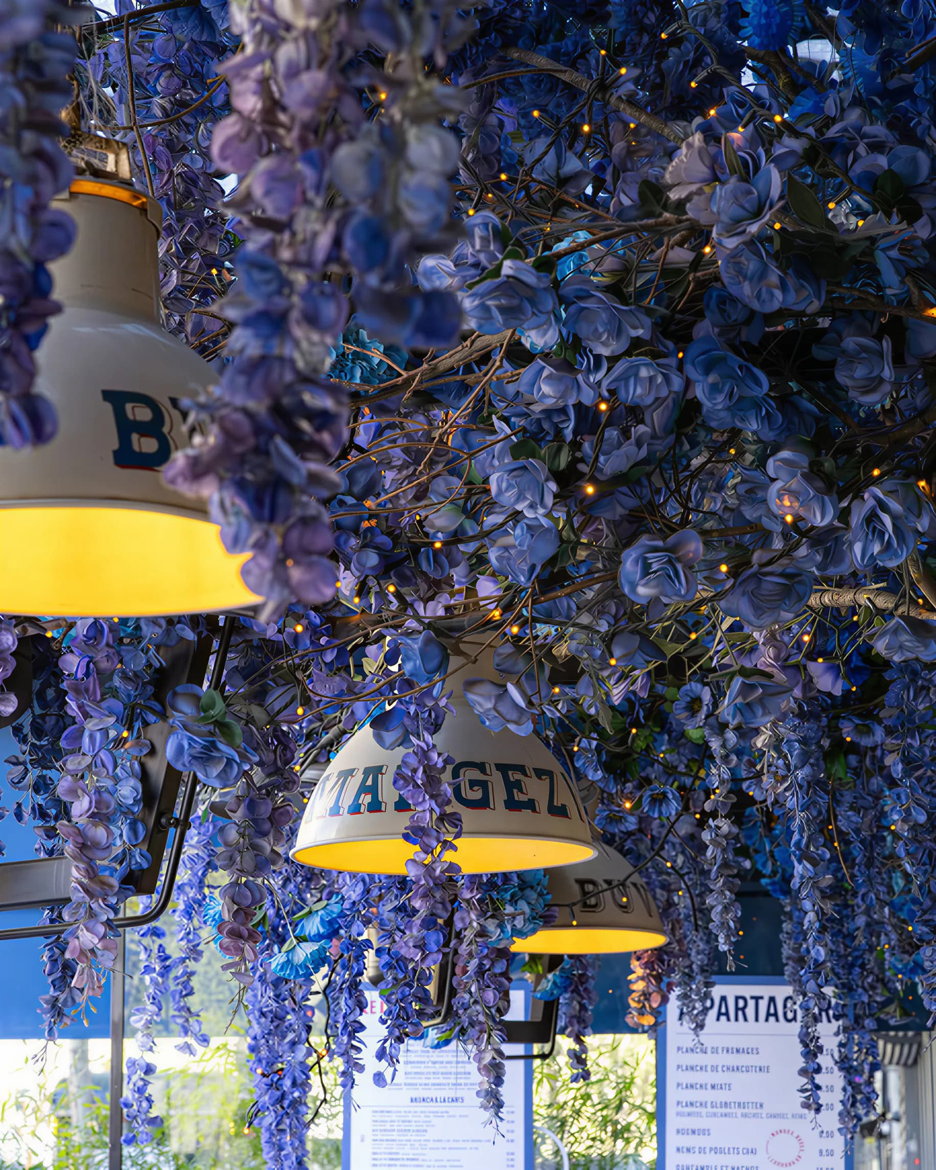 Le Bouquet d'Alésia - Terrasse et salle du restaurant